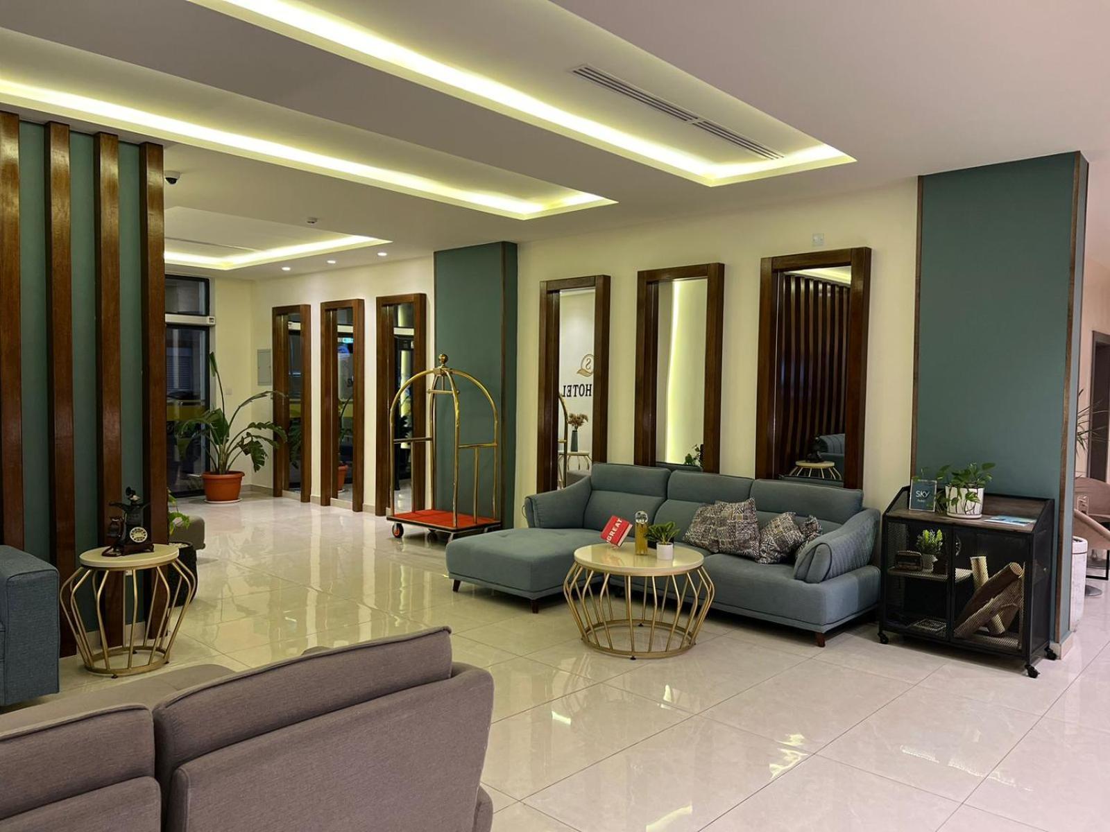 Sky Hotel Aqaba Extérieur photo