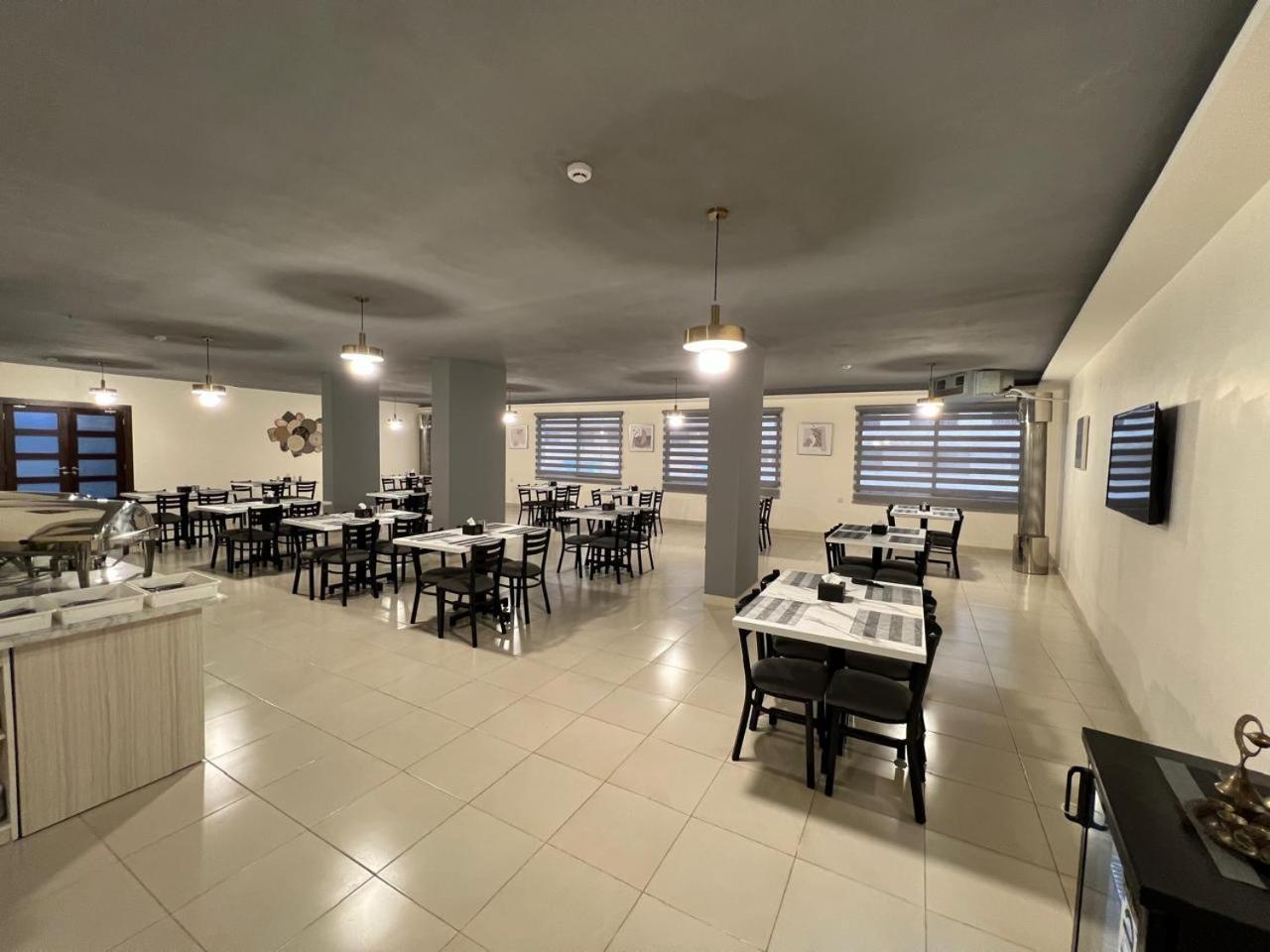 Sky Hotel Aqaba Extérieur photo