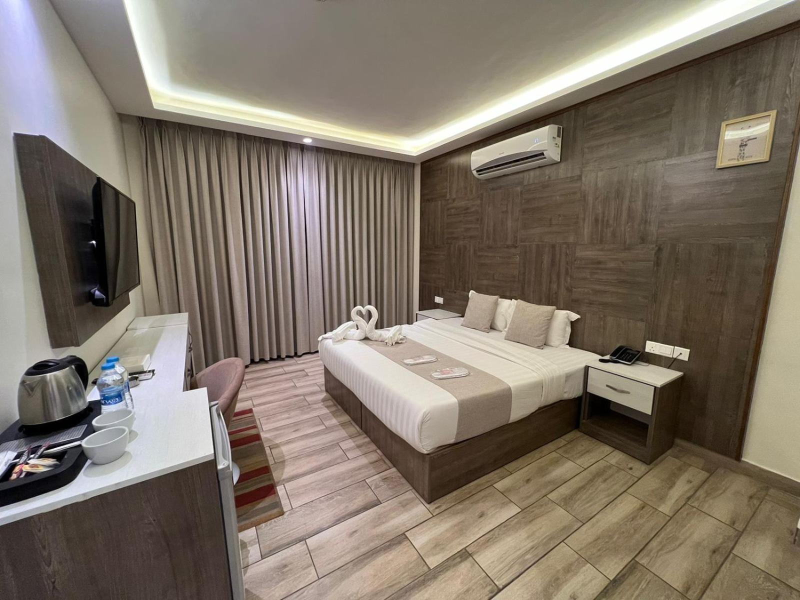Sky Hotel Aqaba Extérieur photo